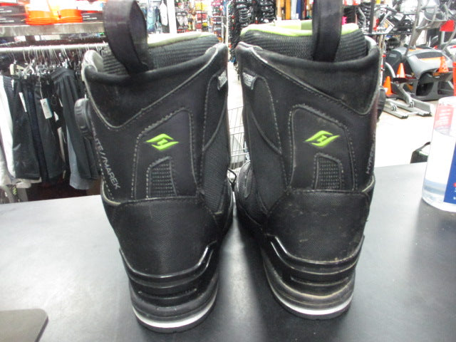 Load image into Gallery viewer, Used Hyperlite / Marek Wakeboard Boots Size 7
