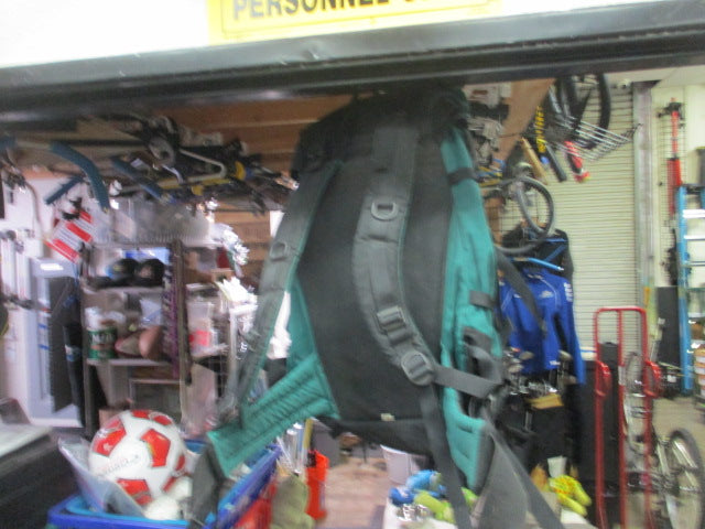 Load image into Gallery viewer, Used North Face Hiking Backpack (No Waist Buckle)
