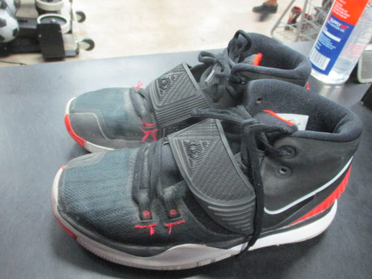 Used Nike Kyrie Irving Basketball Shoes Size 4