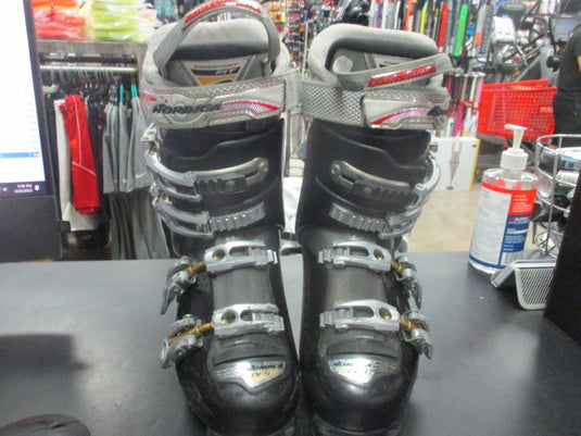 Used Nordica Cruise Ski Boots Size 24-24.5