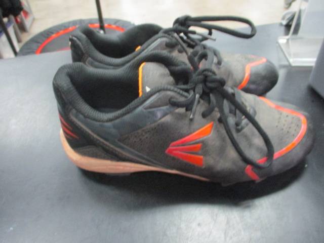 Load image into Gallery viewer, Used Easton Baseball Cleats Size 3
