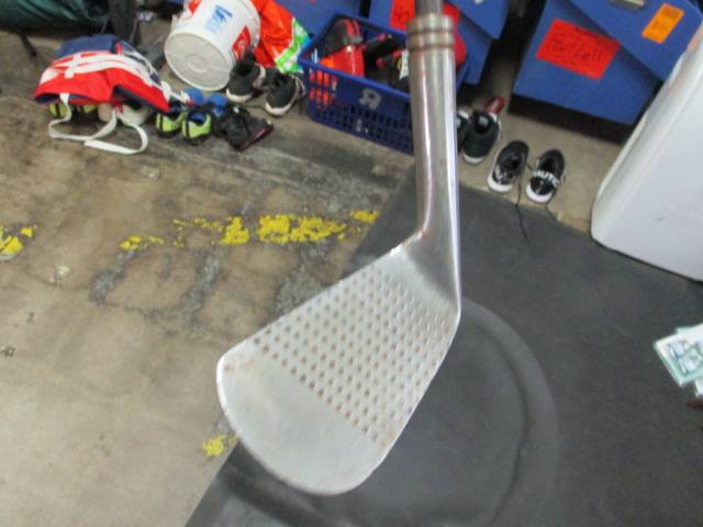 Load image into Gallery viewer, Vintage Mashie 5 Iron
