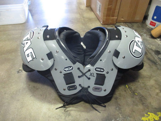 Used Tag Battle Gear Pro 50 Football Shoulder Pads Size XL 120- 150 lbs