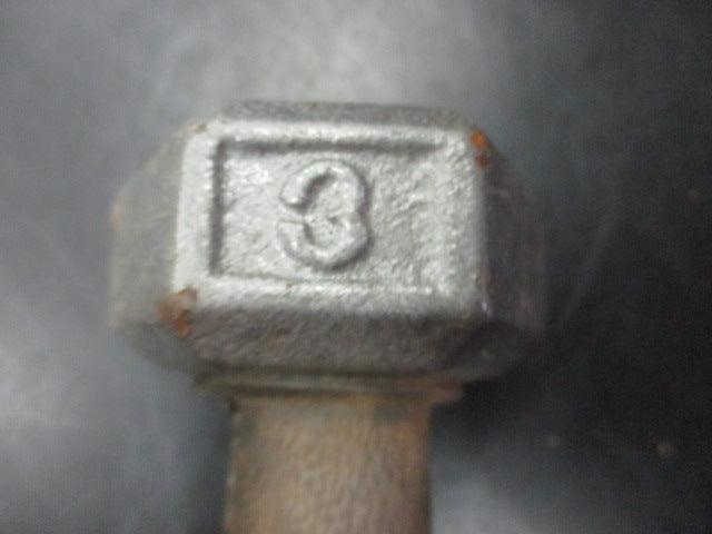 Load image into Gallery viewer, Used 3LB Cast Iron Dumbbell
