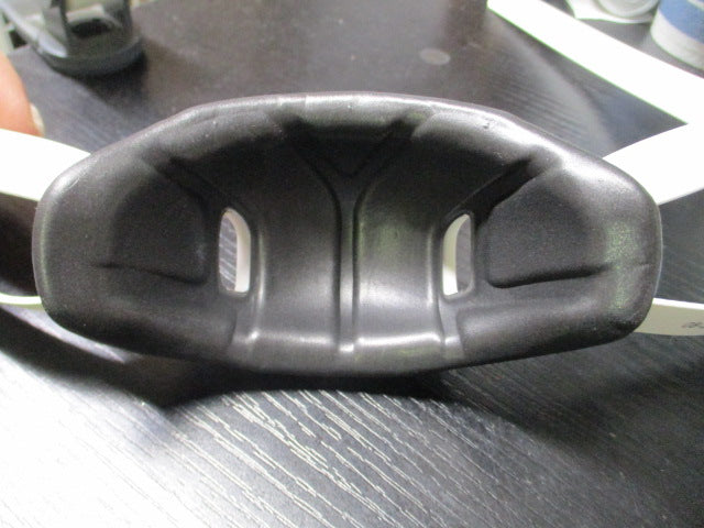 Load image into Gallery viewer, New Schutt Fusion Chin Strap - White
