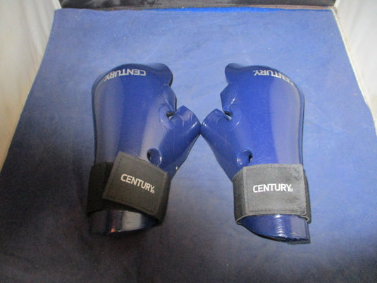 Used Century Karate Sparring Gloves Adult Size Small