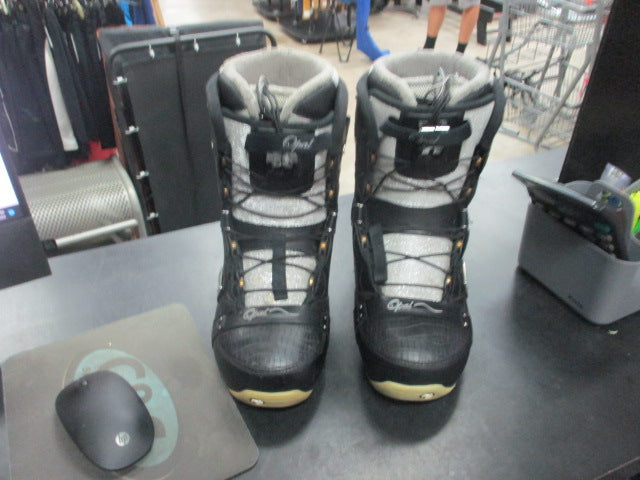 Load image into Gallery viewer, Used Northwave Opal Womens Snowboard Boot Size 8
