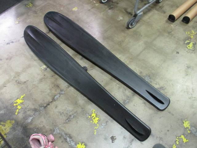 Load image into Gallery viewer, Airhead AHS-1400 65.5&quot; Wide Body Combo Water Skis
