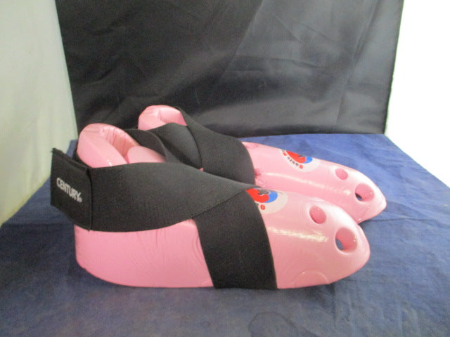 Load image into Gallery viewer, Used Century Oasis Martial Arts Sparring Shoes Size Youth 3/4
