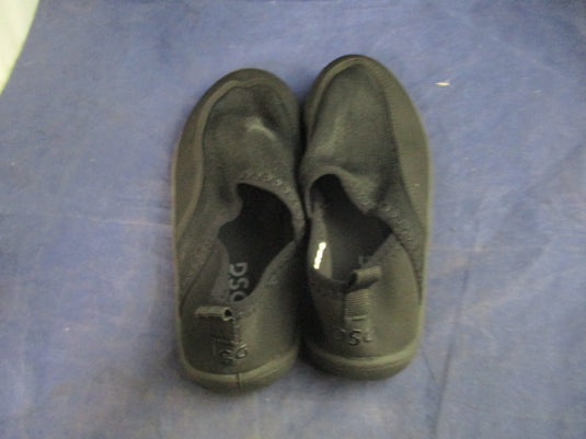Used DSG Water Shoes Youth Size 3