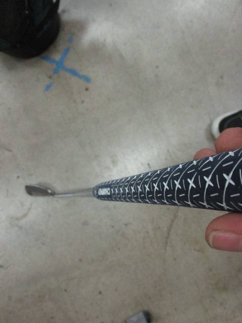 Load image into Gallery viewer, Used Wilson Staff RM Midsize 8 Iron

