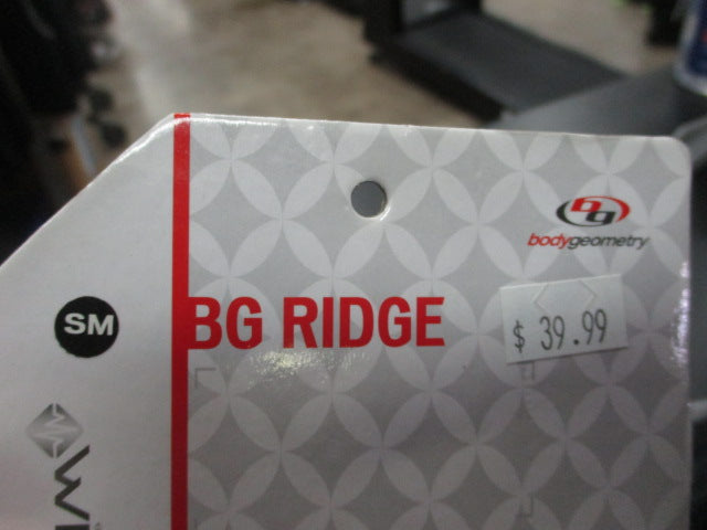 Load image into Gallery viewer, Used BG Ridge Wiretap Cycling Gloves Size Small
