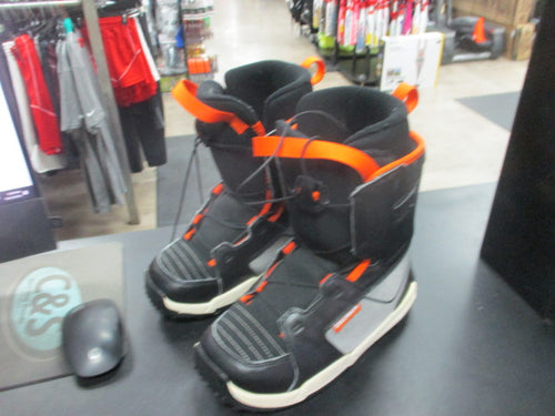 Used Salomon Talapus Junior Snowboard Boots Size 5.5