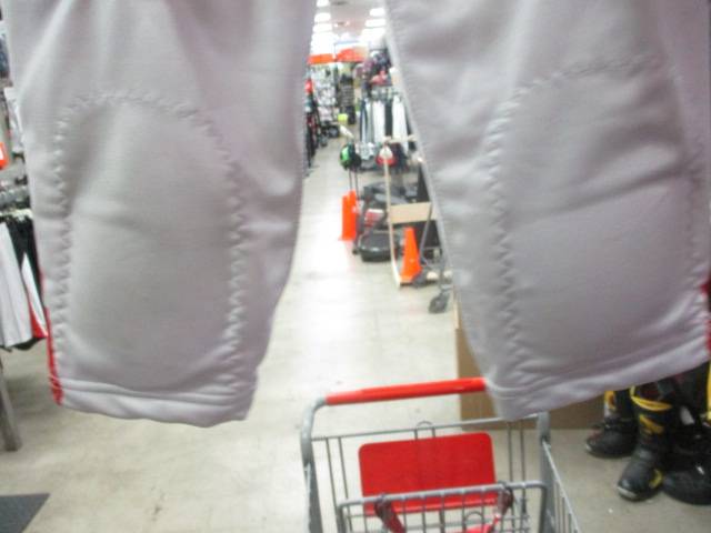 Load image into Gallery viewer, Used Maxx Sports Bandits White FOOTBALL Pant Youth XL With Pads
