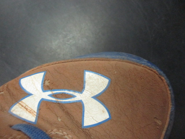 Load image into Gallery viewer, Used Under Armour Cleats Size 5
