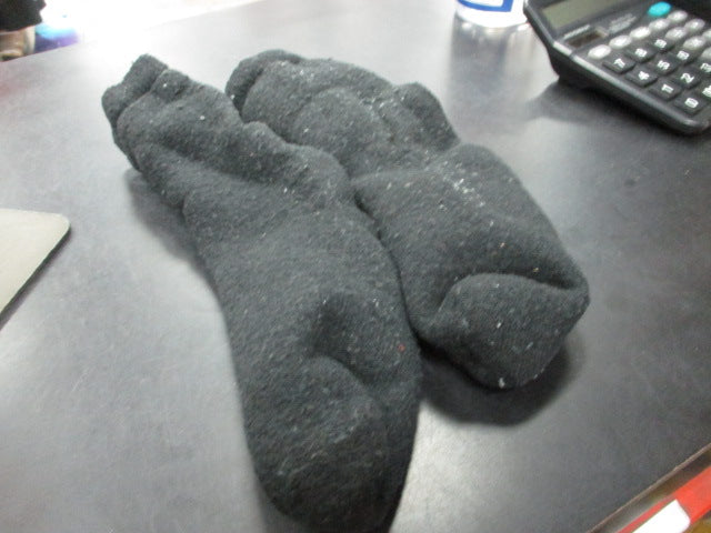 Load image into Gallery viewer, Used Black Youth Wool Socks
