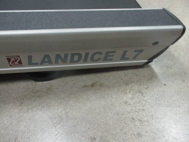 Load image into Gallery viewer, Used Landice L7 Cardio Trainer Treadmill With Orthopedic Belt
