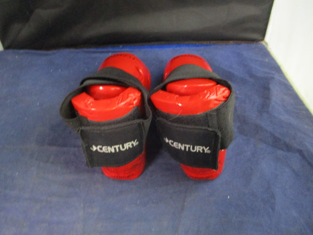 Load image into Gallery viewer, Used Century Karate Sparring Shoes Youth Size Child
