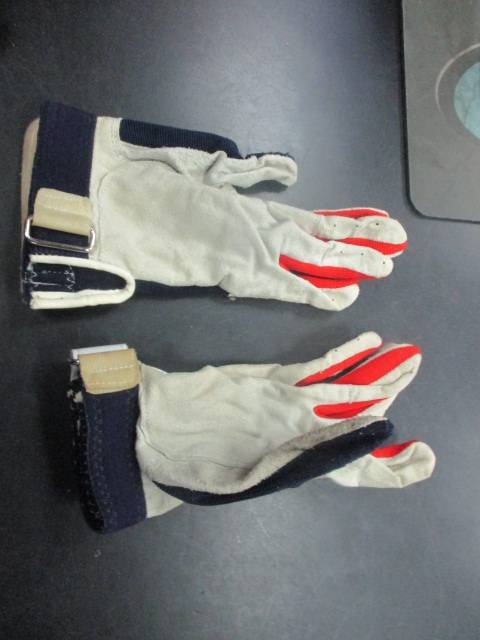 Used Iron Skin Casad Gloves