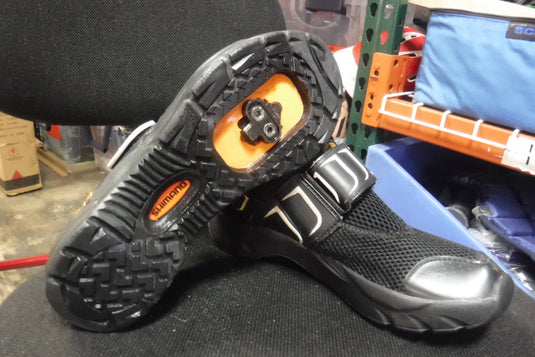 Used Shimano SPD Size 6 Cycling Shoes