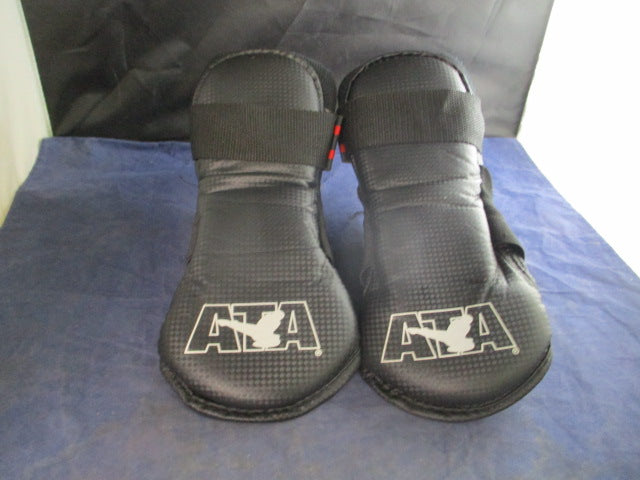 Load image into Gallery viewer, Used ATA Vinyl Foot Protector Size 5
