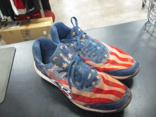 Load image into Gallery viewer, Used BoomBah Cleats Size 8 (Cleats Are Worn)
