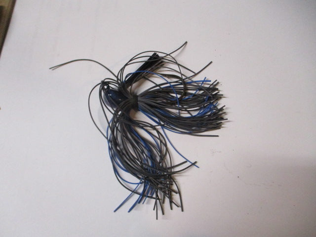 Load image into Gallery viewer, Used Blue &amp; Grey Chatterbait Lure
