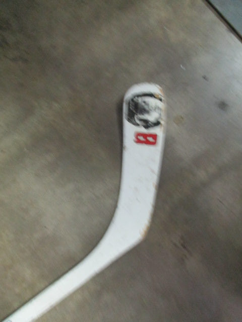 Load image into Gallery viewer, Used CCM Alex Ovechkin 8 Commerative Junior Hockey Stick
