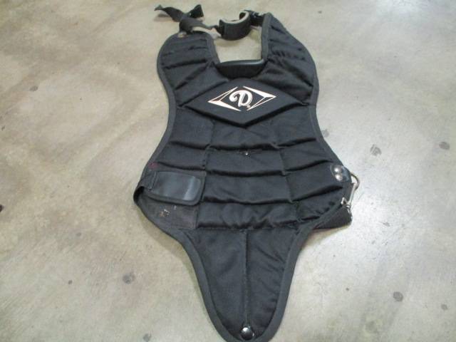 Load image into Gallery viewer, Used Diamond DCP-11 Chest Protector Ages 7-9
