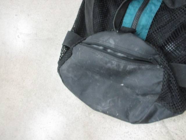 Load image into Gallery viewer, Used Seattle Sports Mesh Scuba Duffle Bag
