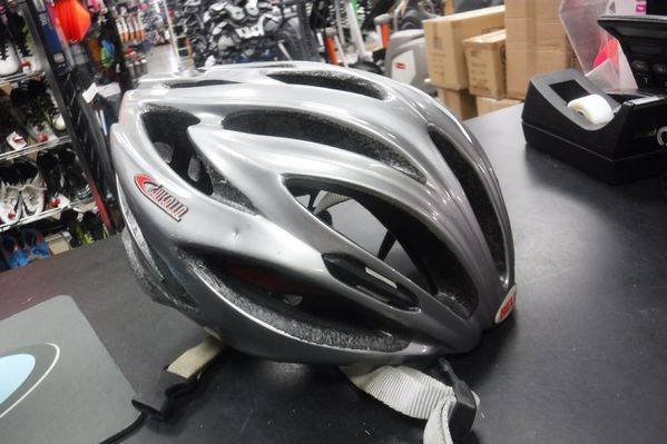 Load image into Gallery viewer, Used Bell Ghisallo Small Bike Helmet
