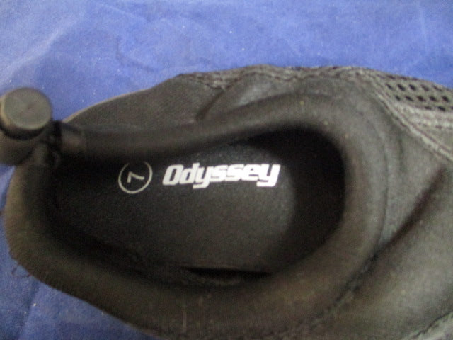 Load image into Gallery viewer, Used Odyssey Water Shoes Adult Size 7
