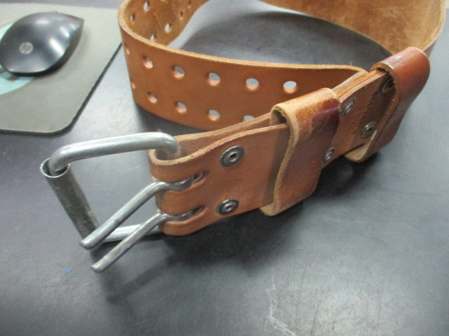 Load image into Gallery viewer, Used DP Fit for Life Leather Lifting Belt
