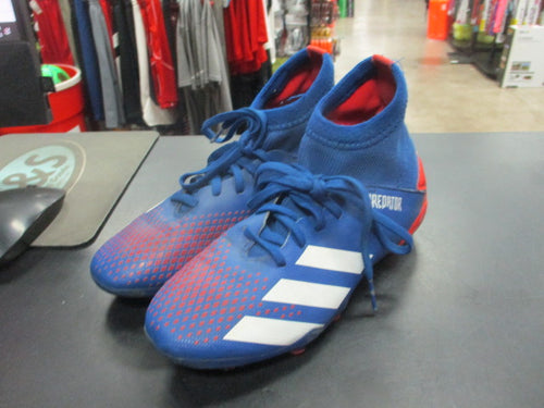 Used Adidas Predator Soccer Cleats Size 2.5 (Cleats Are Worn)