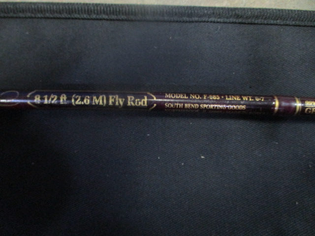 Load image into Gallery viewer, Used South Bend Finnese F-685 8.5&#39; Fly Fishing Rod w/ Bag
