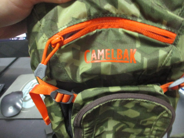 Load image into Gallery viewer, Used Camelback Backpack
