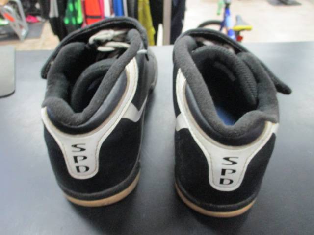 Load image into Gallery viewer, Used Shimano SPD Cycling Shoes Size 42
