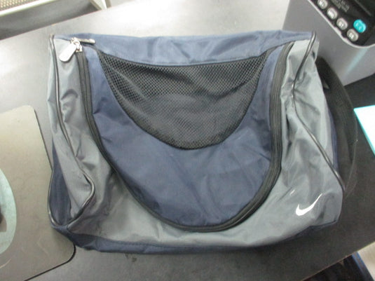 Nike coaches briefcase top