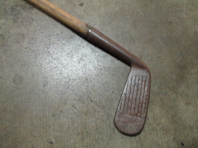 Load image into Gallery viewer, Used Vintage Spalding Accurate Wood Putter

