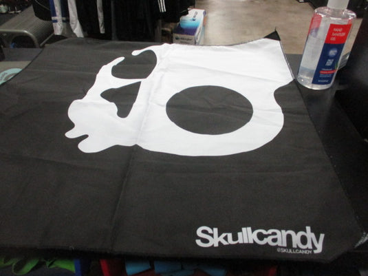 Skull Candy Bandana 22' x 22" (never used)