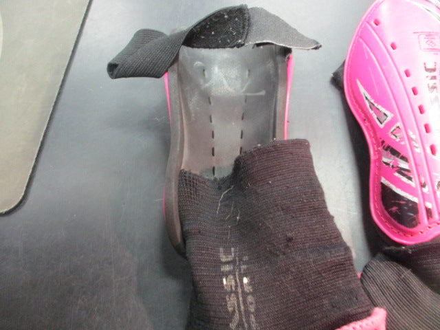 Load image into Gallery viewer, Used Classic Sports Pink Youth Small Soccer Shin Guards (Worn Straps)
