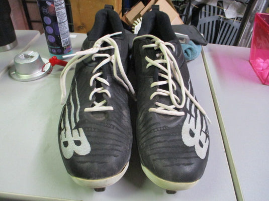 Used New Balance Metal Baseball Cleats Size 15 (missing 1 insole)