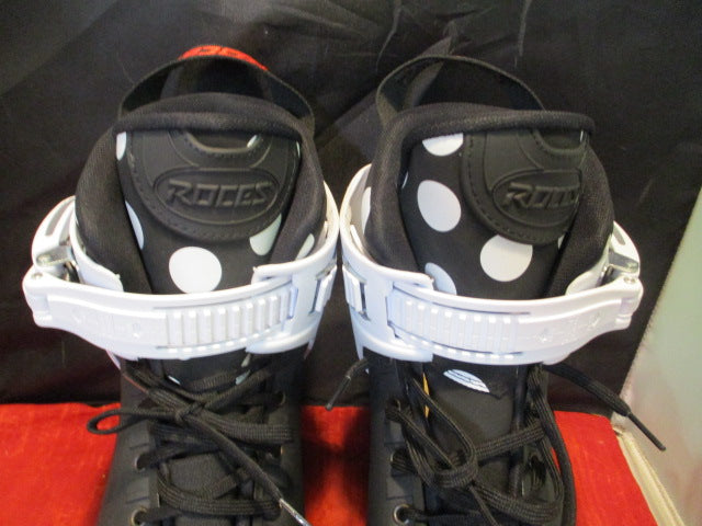 Load image into Gallery viewer, Used Roces Hazelton Inline Skates Size Men&#39;s 9
