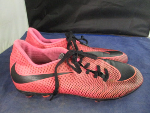Used Nike Soccer Cleats Size 6