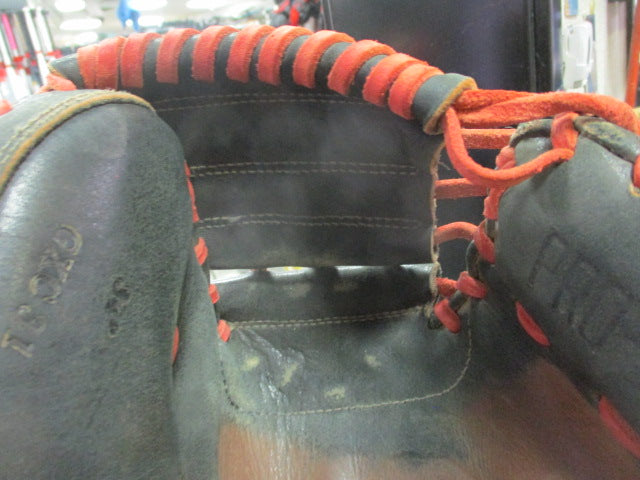 Load image into Gallery viewer, Used Mizuno Samurai GXC31 Pro Scoop 34&quot; Catcher&#39;s Glove
