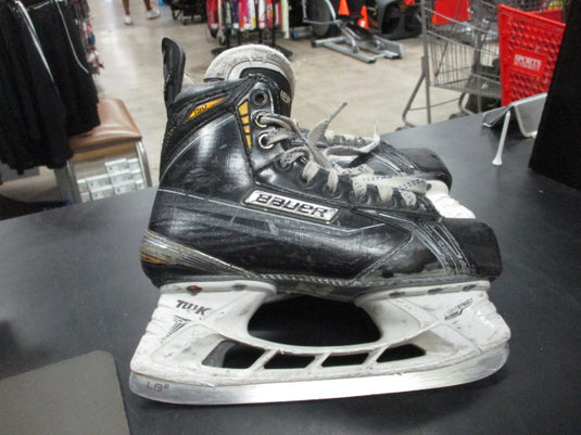 Used Bauer 190 Junior Hockey Skates Size 3.5