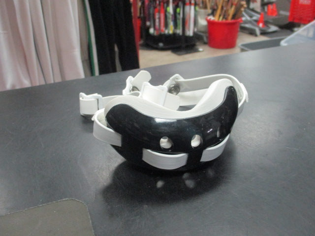 Load image into Gallery viewer, Adams Football Chinstrap Black
