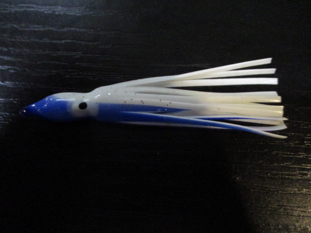 Load image into Gallery viewer, Used Fly Fishing Flies and Squid Trolling Lure
