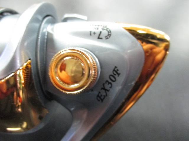 Load image into Gallery viewer, Used Fisherman&#39;s Habit EX30F Fishing Reel
