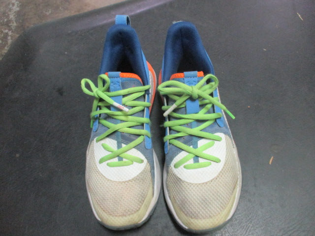 Load image into Gallery viewer, Used Under Armour Basketball Shoes Size 5

